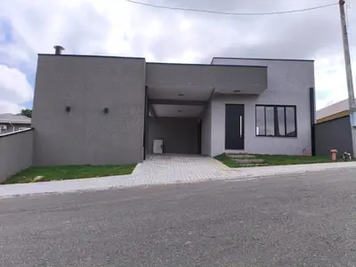 Casa térrea 3 quartos 130,5 m² em Condomínio Fechado - Colombo/PR - Foto 1